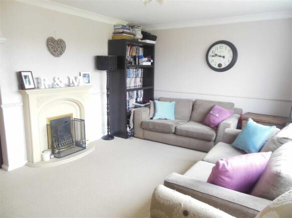 Lounge: