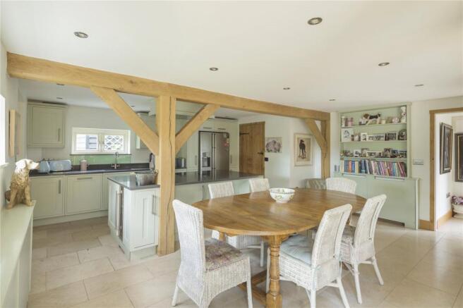 Kitchen/Dining Room