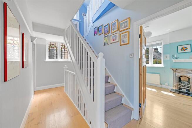 Clarence Road, Teddington, TW11 photo 4