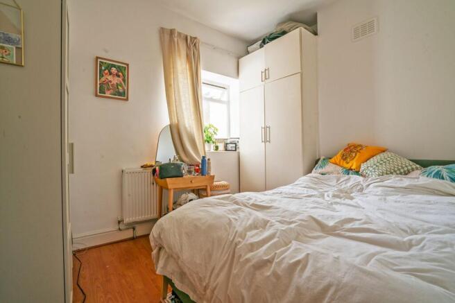 Middle Bedroom