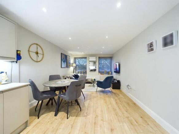 Living/Kitchen Room