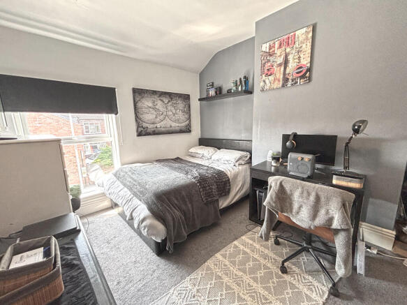 3 bed Terraced for sale Image 9