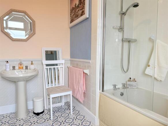 1 bed Terraced for sale Image 7