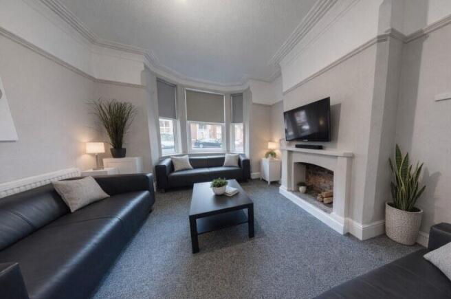 5 Bedroom terraced house - HMO
