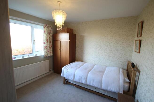 Bed 3.JPG