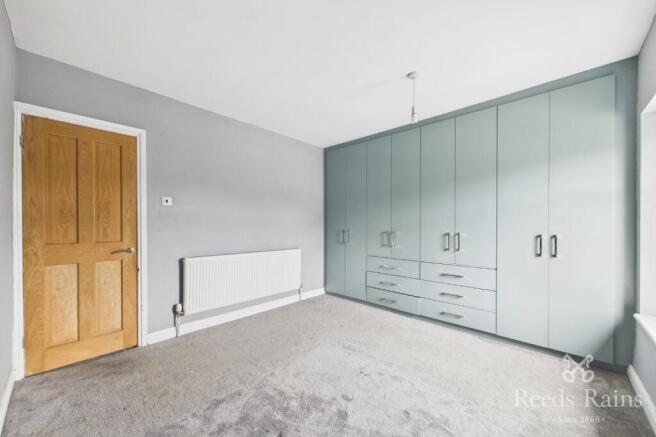 2 bed Terraced to rent Image 7