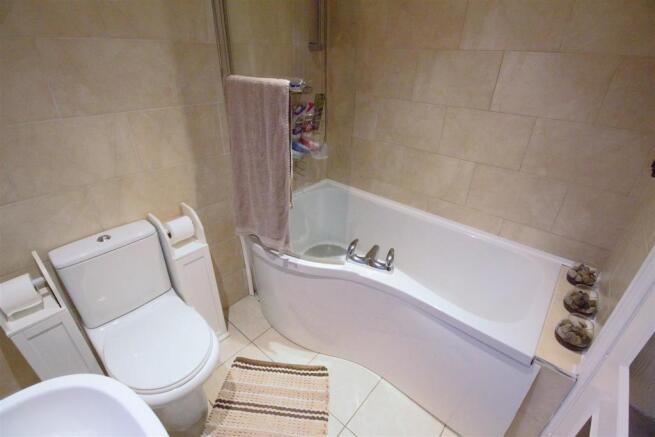 Bathroom.jpg