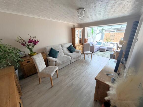 Lounge 2