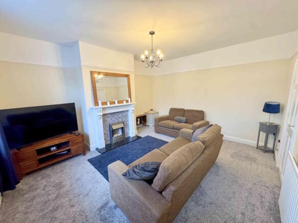 3 bed Terraced for sale Image 4
