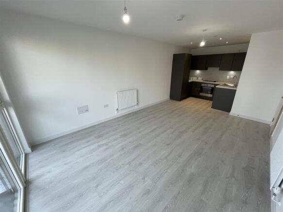 Open Plan Kitchen & Living room