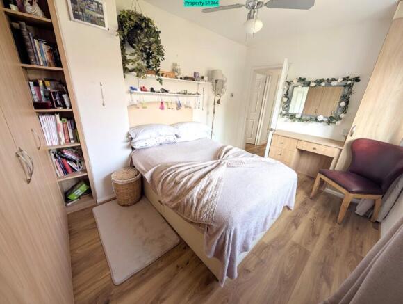Second bedroom 