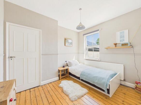 3 bed Terraced for sale Image 9