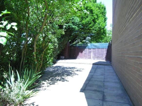 Photo 4