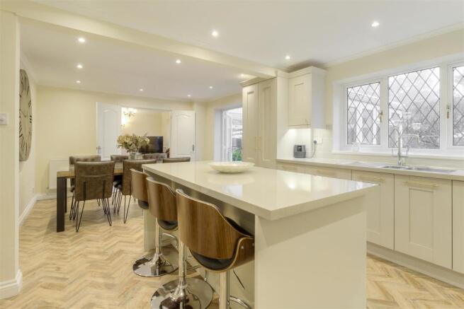 Kitchen/Dining Room