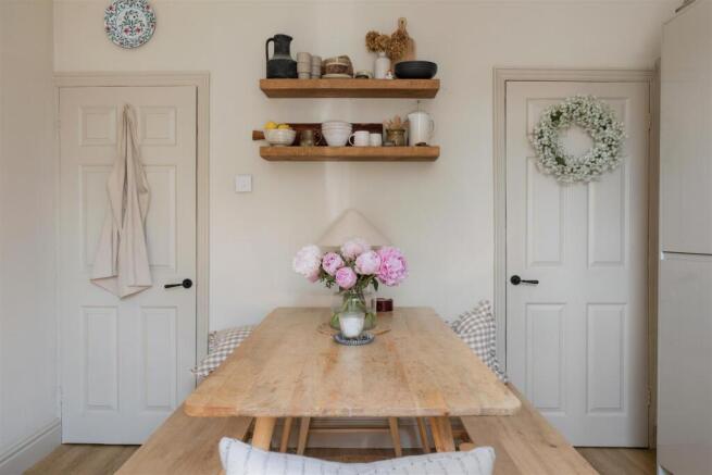3 bed Terraced for sale Image 7
