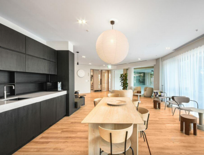 Hive House, Capital Interchange Way, London, TW8