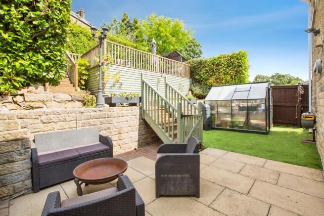 4 bed Detached for sale Image 9