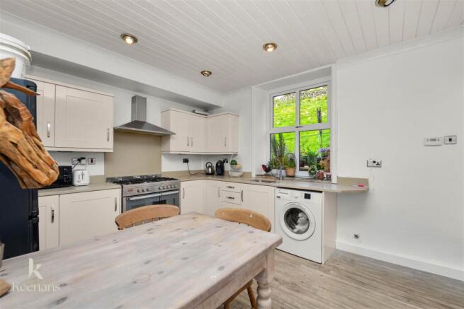 2 bed Terraced for sale Image 10