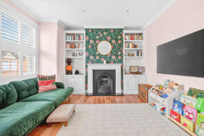 43, College Road, Colliers Wood, London SW19 2BP
