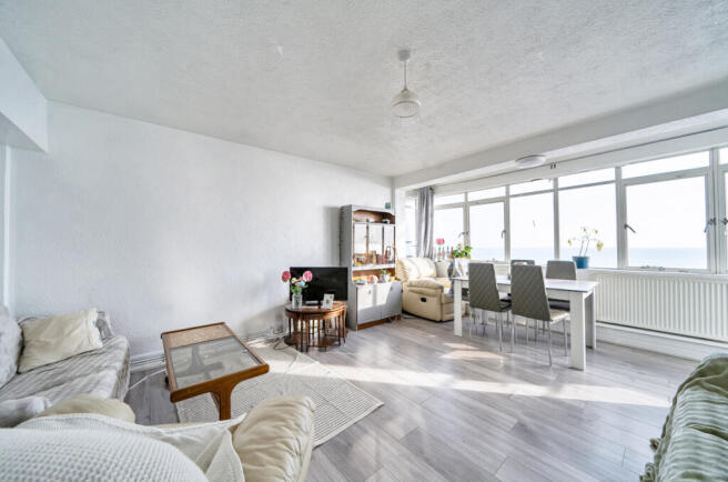 1433137-1-69bd7ef...