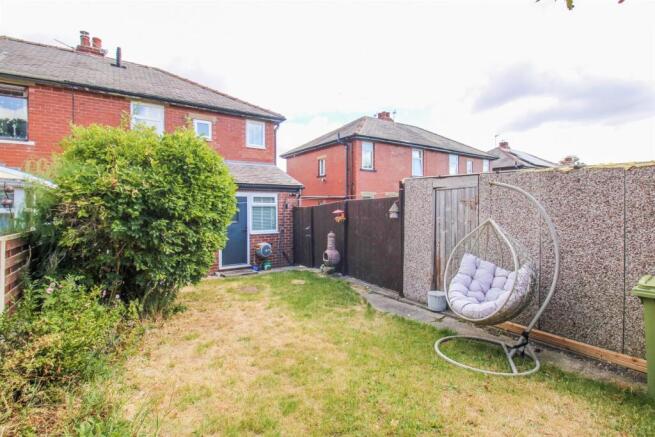 2 bed Semi-Detached for sale Image 12