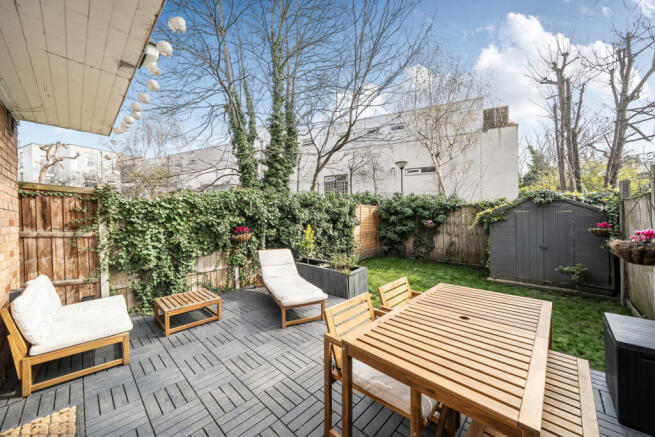 1432579-3-69c129b...