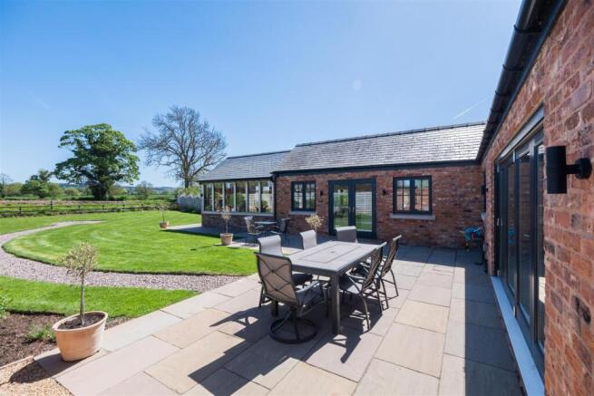 5 Horton Hall Barns-2-014.JPG