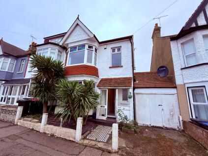 Brightwell Avenue, Westcliff-On-Sea, Essex, SS0