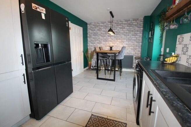 kitchen diner 2