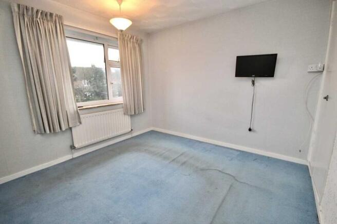 3 bed Semi-Detached for sale Image 10