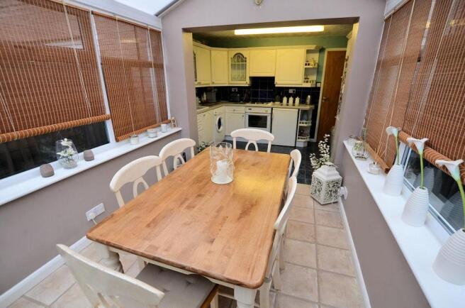 Conservatory-dining 