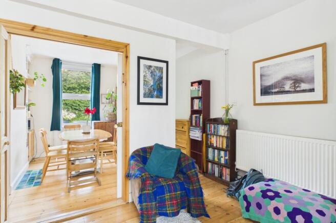 CAM03259G0-PR0253-STILL010