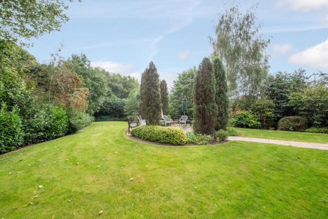 1 Burgess Court LOW RES-16.jpg