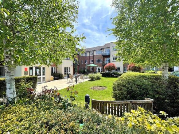 Waggoners Gardens 1.jpg