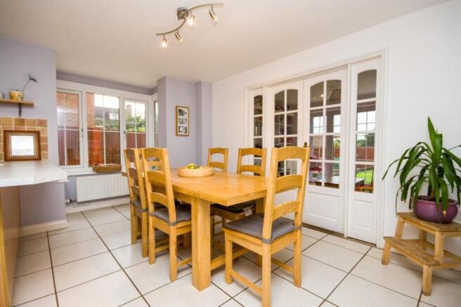 Kitchen/Breakfast