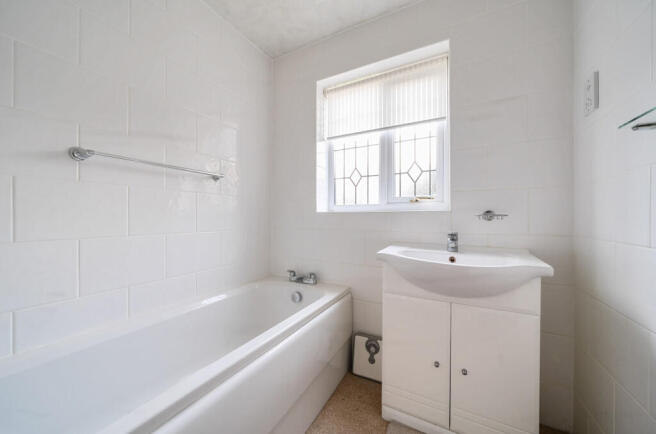 2 bed Bungalow for sale Image 12