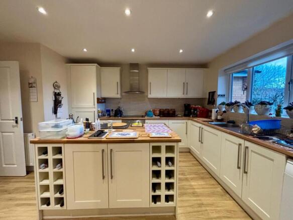 Billing Road East, Abington Vale, Northampton NN3 photo 4