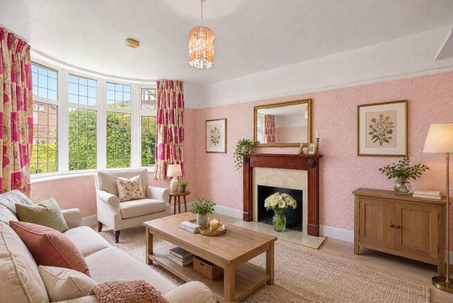 Crowton Avenue, Sale, M33 photo 4
