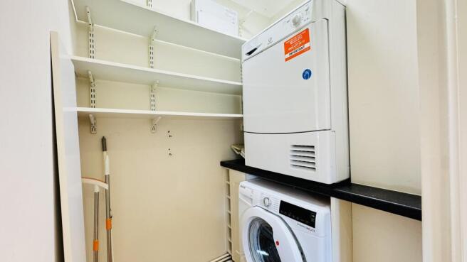 2 bed Apartment to rent Image 11