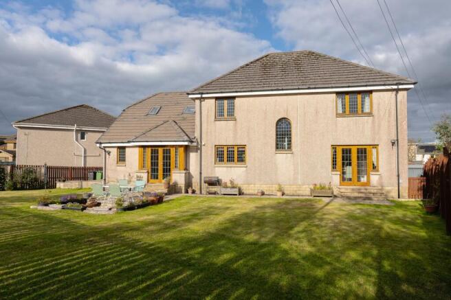 Rear View/Garden