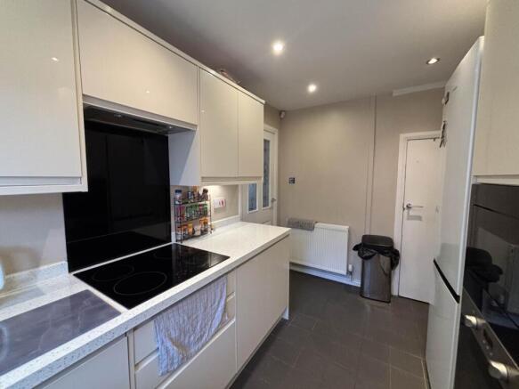 3 bed Detached for sale Image 9