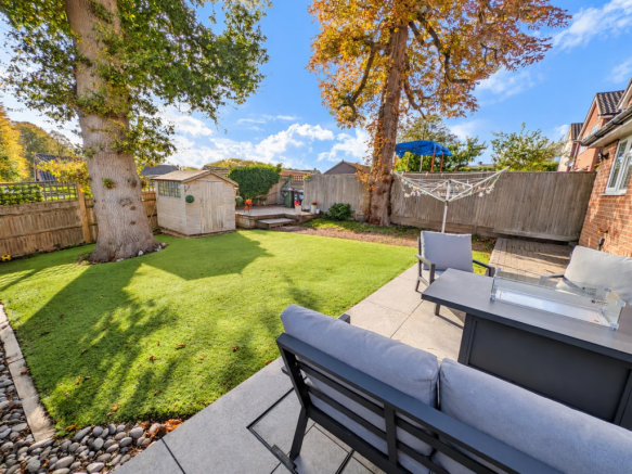 Bright Autumn Garden Patio and Lawn.png