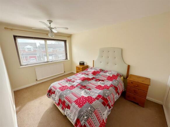 Bedroom.JPG