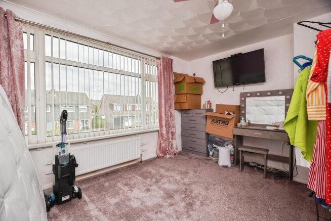 3 bed Semi-Detached for sale Image 12