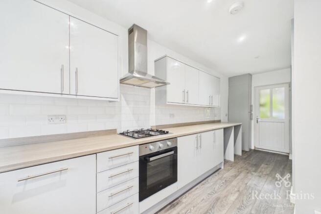 3 bed Terraced for sale Image 4