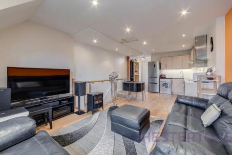 Vermeer Court,
1 Rembrandt Close, E14