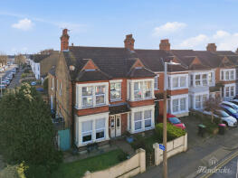 16b, Bournemouth Park Road, Southend-on-sea SS2 5LN