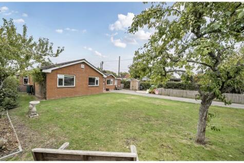 The Green - Great Cheverell, Devizes, SN10