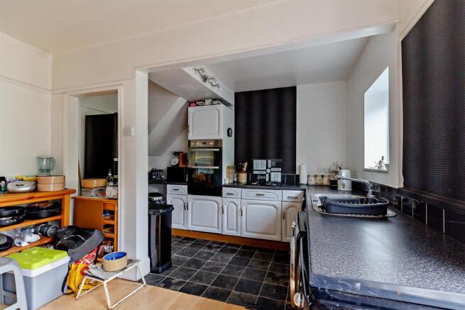 8435281-interior05-800.jpg