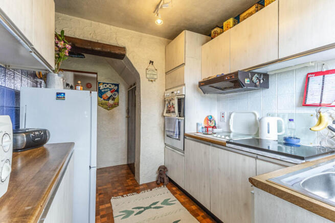 2 bed Terraced for sale Image 5